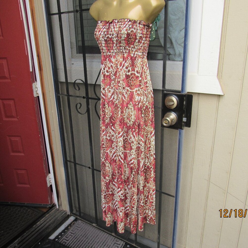 #529  WOMAN'S SUMMER DRESS / SKIRT BY STELLA CRUZ  (SIZE SMALL)